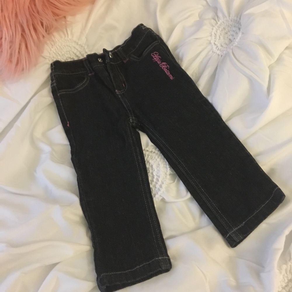 Baby girl apple bottoms